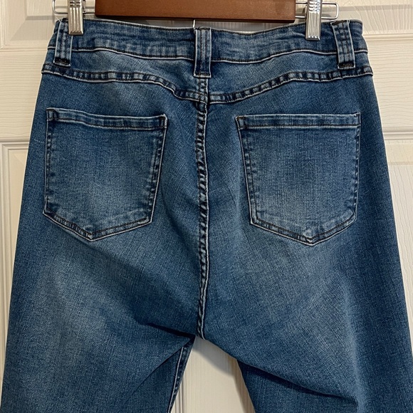 Reba Raw Hem Stretchy Skinny Medium Wash Denim Blue Jeans - Women’s Size 12 - Picture 8 of 16